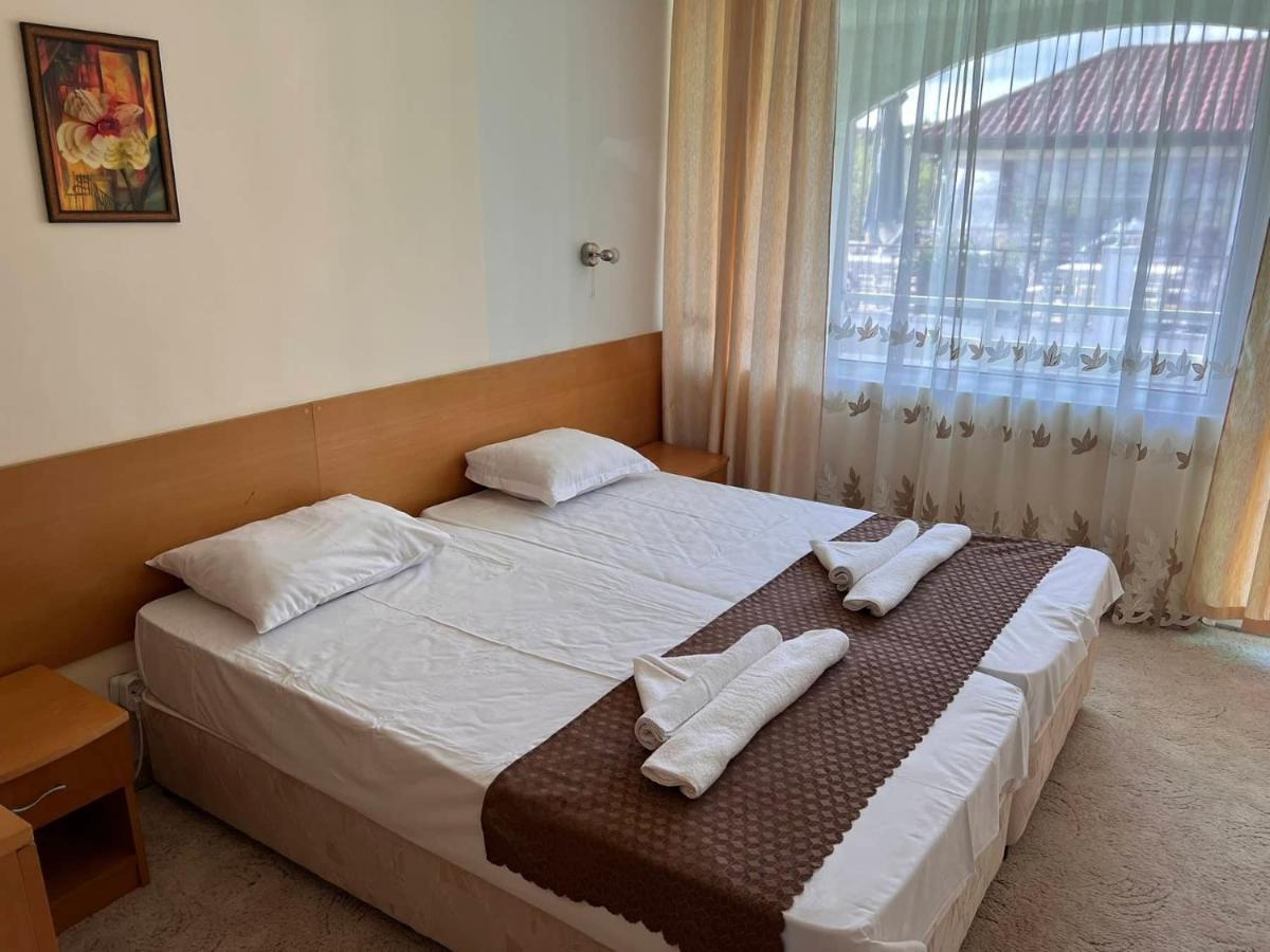 Хотел Диамант Hotel Diamond Balchik Eksteriør billede