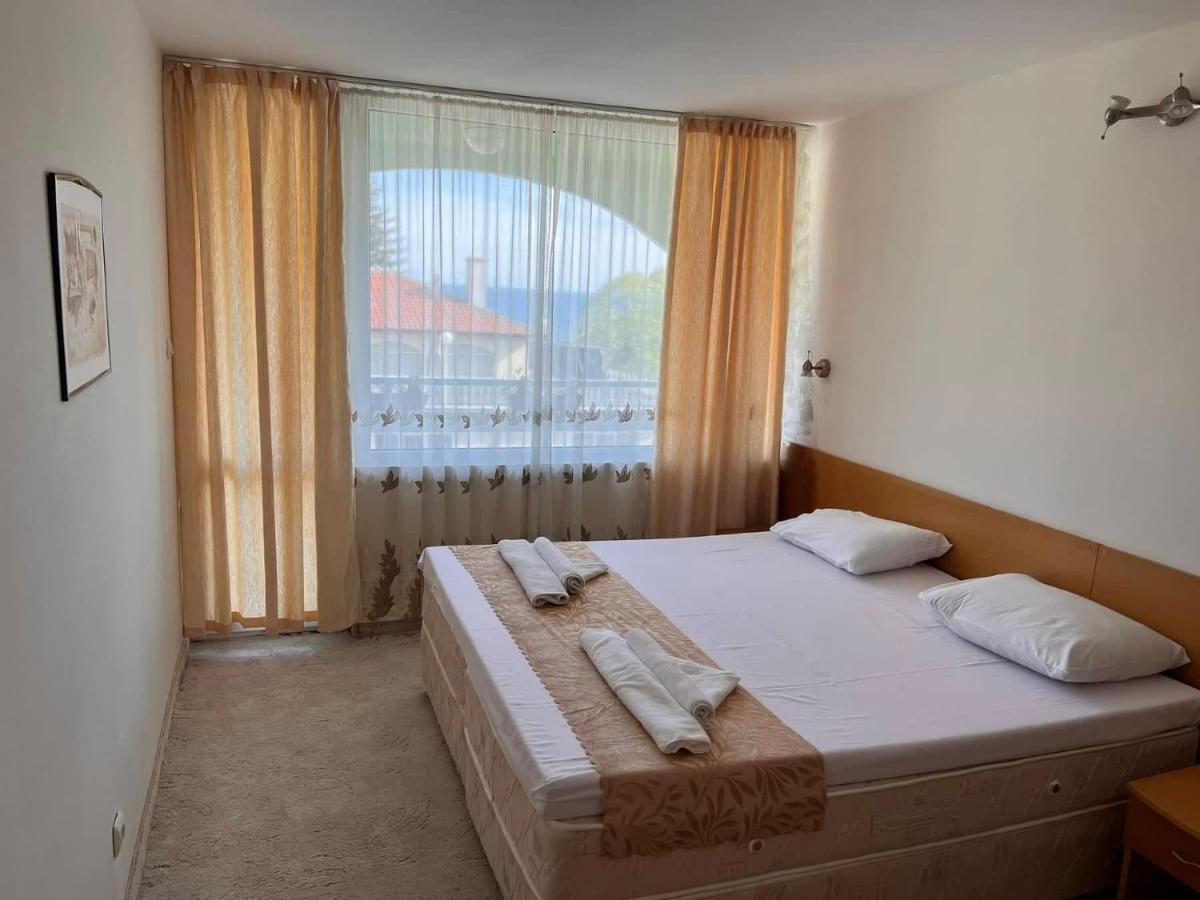 Хотел Диамант Hotel Diamond Balchik Eksteriør billede