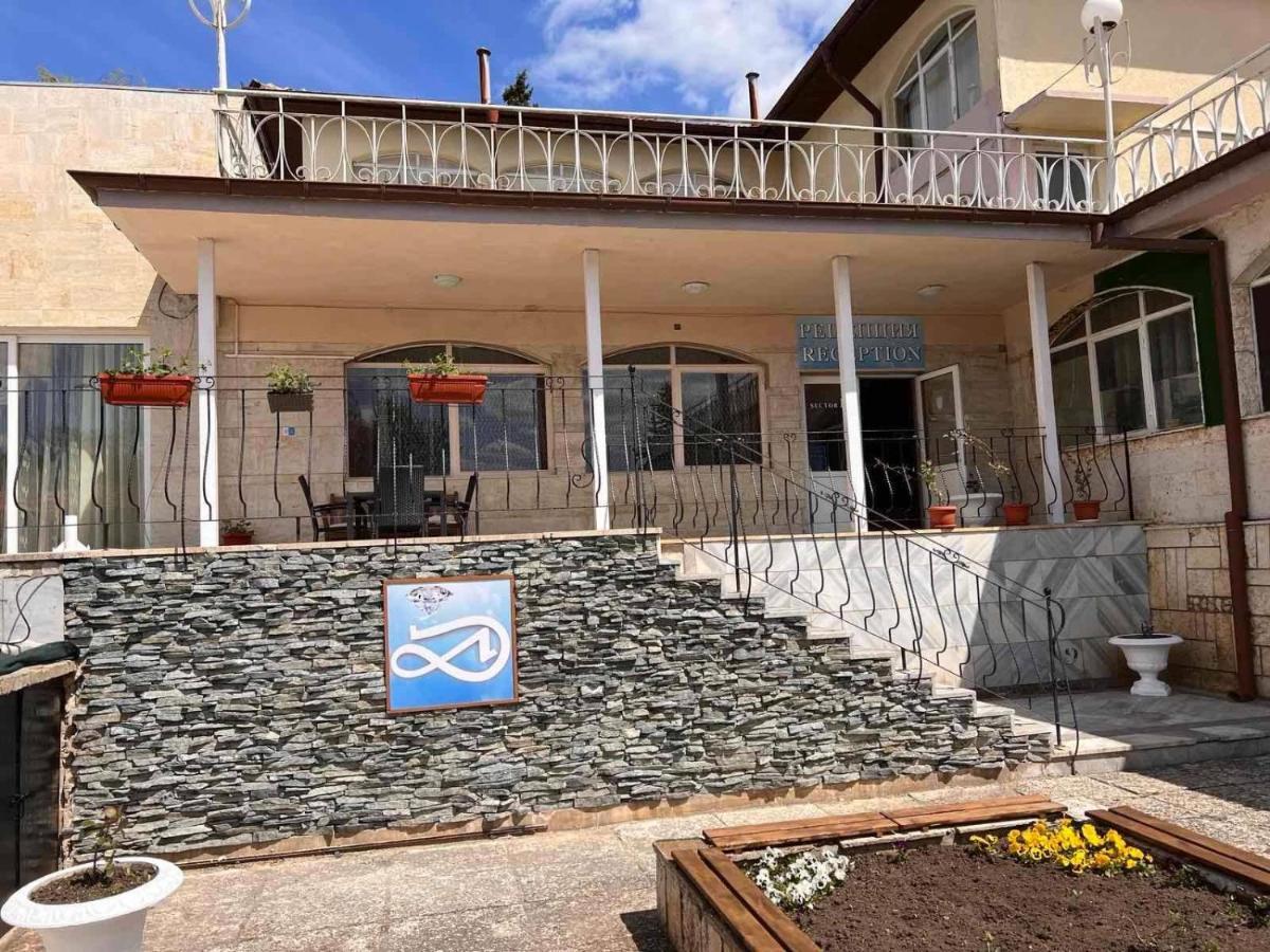 Хотел Диамант Hotel Diamond Balchik Eksteriør billede